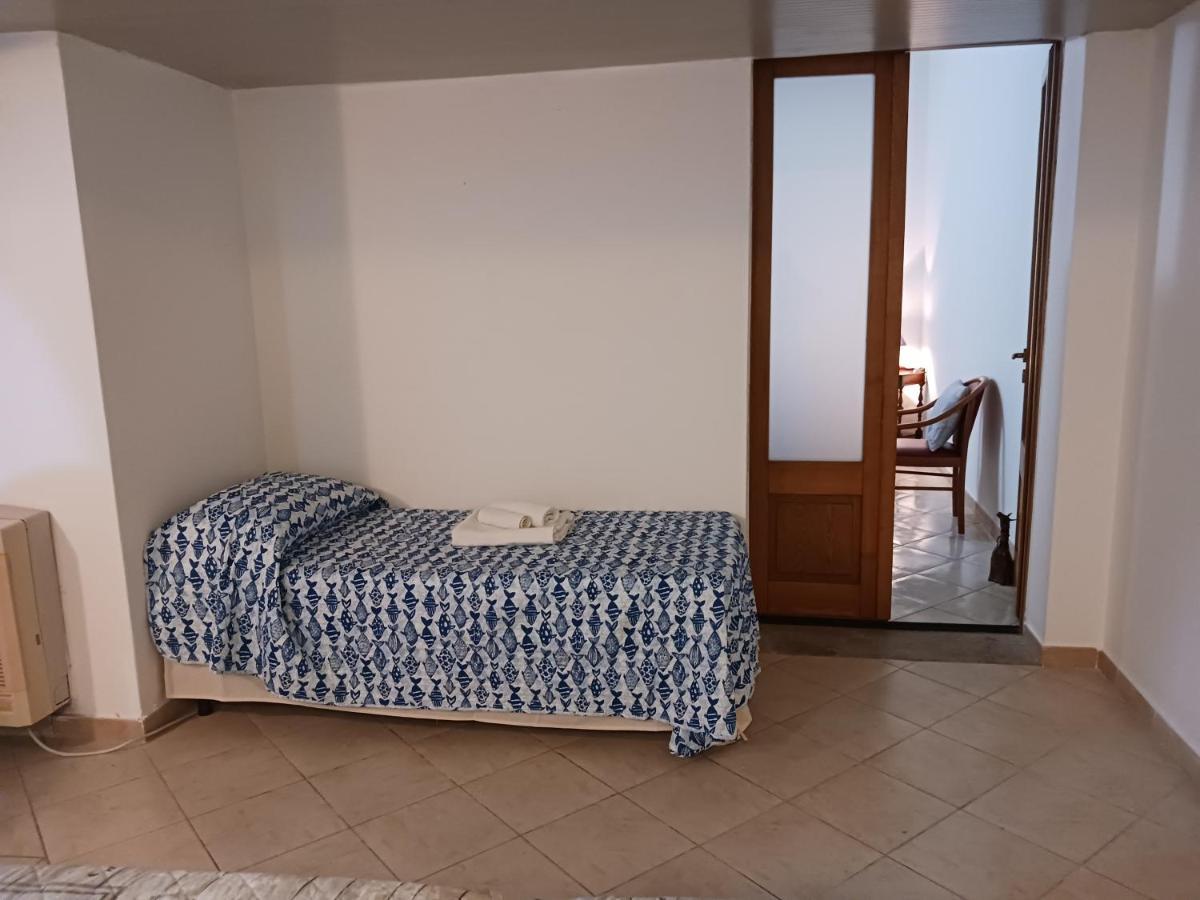 Nora Casa Vacanze/Bed And Breakfast Pula Exterior photo